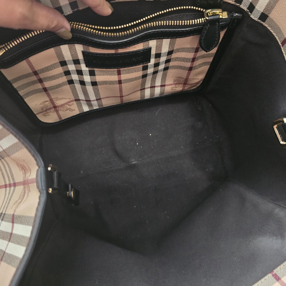 Burberry Haymarket Canterbury Tote Bag - Picture 3 of 16